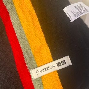 Jwanderson Uniqlo scarves
